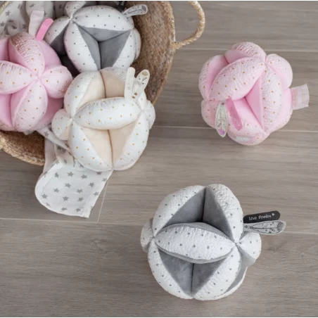 Attrape-Rêve - Balle Sensorielle Avec Hochet Doudou Et Compagnie 4 Attrape-Rêve - Balle Sensorielle Avec Hochet Doudou Et Compagnie – Image 2