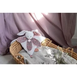 Doudou Lapin Rose Pétale - Collection Bohaime 11 Doudou Lapin Rose Pétale - Collection Bohaime -C Comme Cadeau Soldes doudou lapin rose petale collection bohaime 1 4