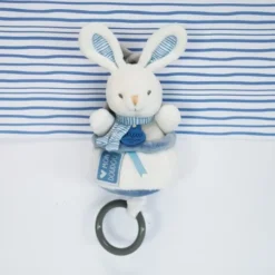 C Comme Cadeau Soldes -C Comme Cadeau Soldes gateau de couches et sa boite a musique lapin 4