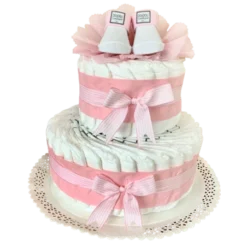 Gâteau De Couches Et Ses Chaussettes Roses