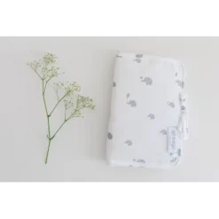 Gloop - Protège Carnet De Naissance Éléphants 7 Gloop - Protège Carnet De Naissance Éléphants -C Comme Cadeau Soldes gloop protege carnet de naissance elephants 1 2