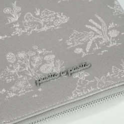 Pasito A Pasito Protège Carnet De Santé Toile De Jouy Gris 15 Pasito A Pasito Protège Carnet De Santé Toile De Jouy Gris -C Comme Cadeau Soldes protege carnet de sante toile de jouy gris 6